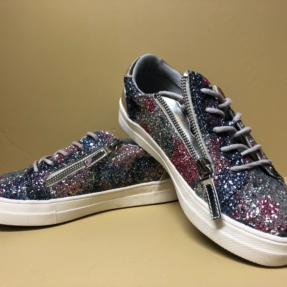 NWOT Kidpik Girls sparkle rainbow zip up sneakers